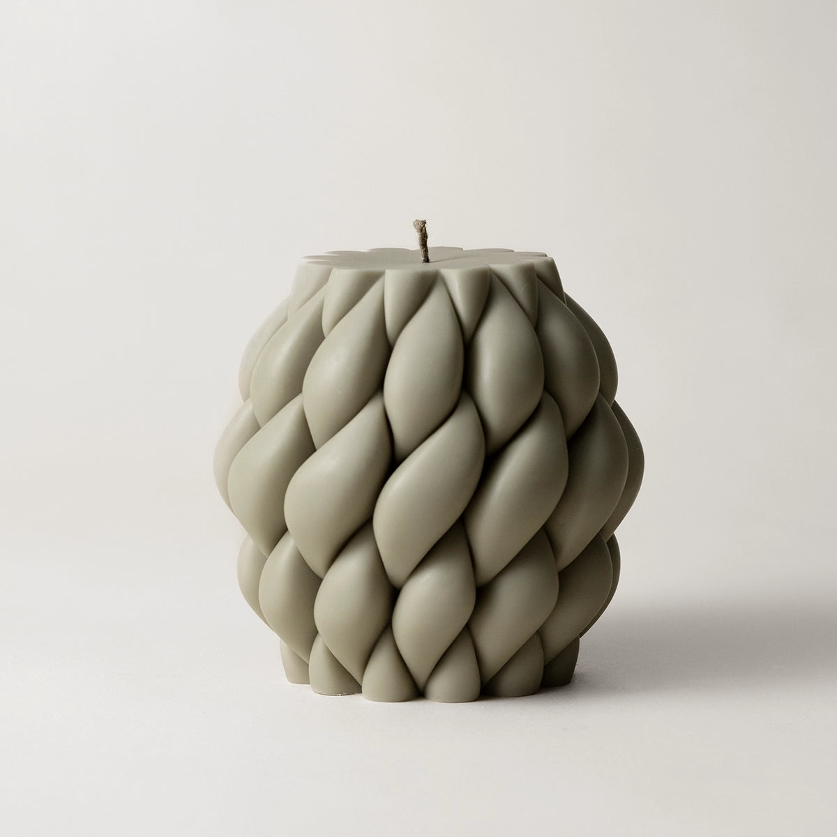 Knot Ball Candle