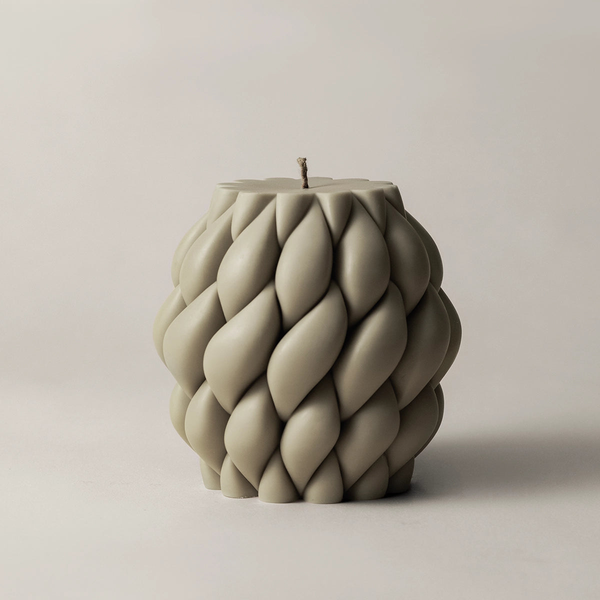 Knot Ball Candle