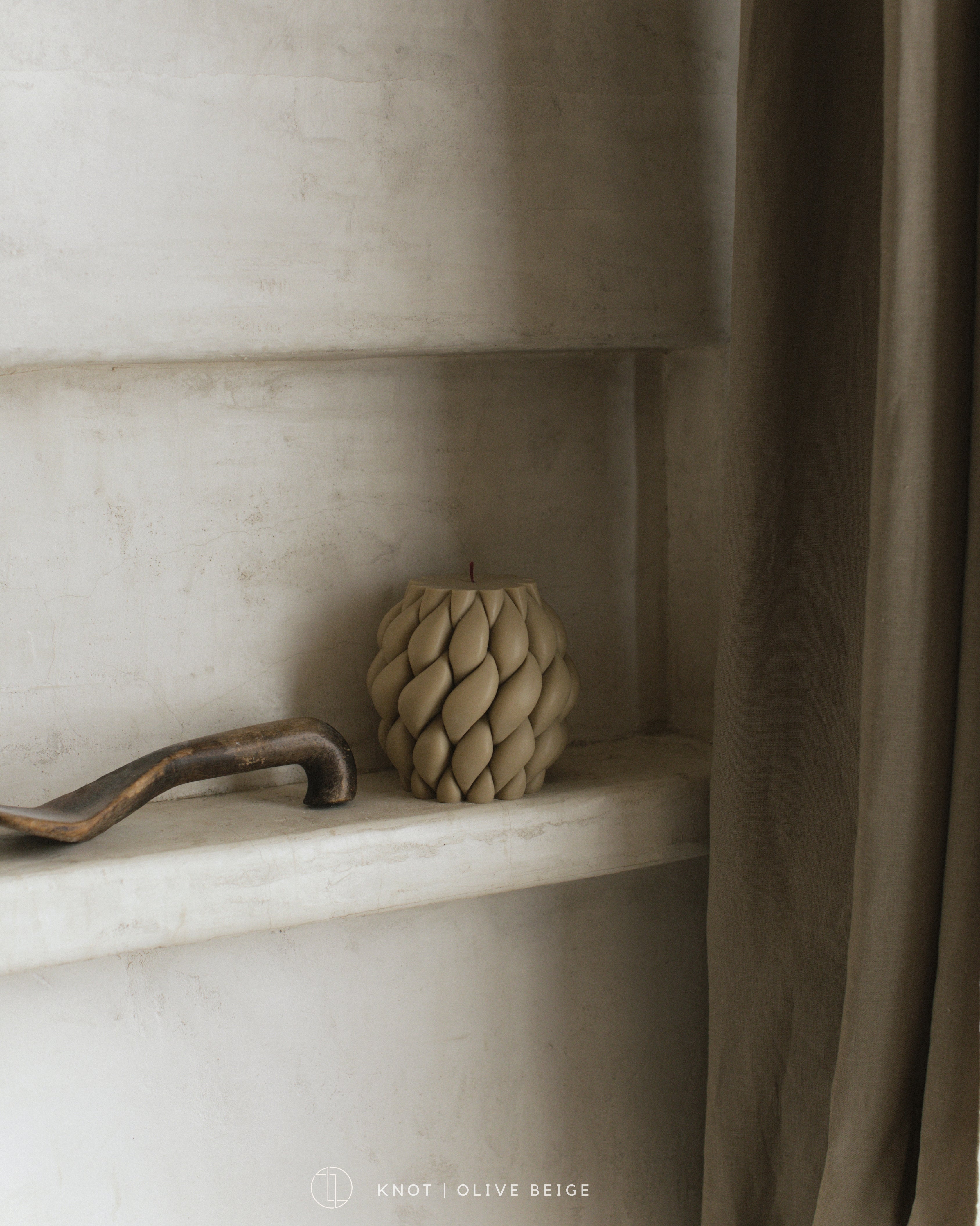 Knot Ball Candle
