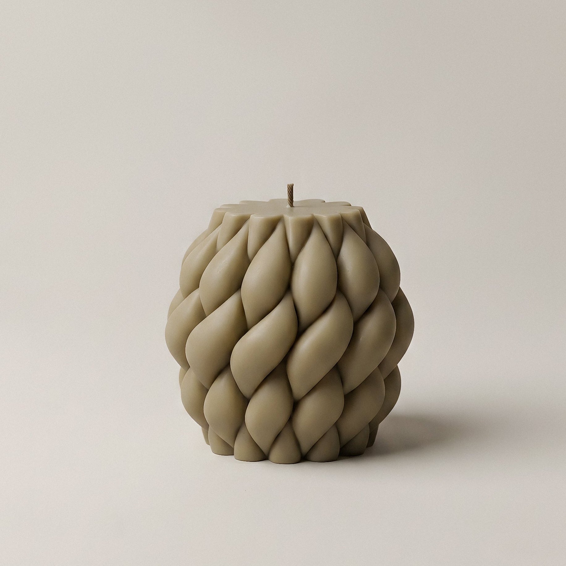 Knot Ball Candle