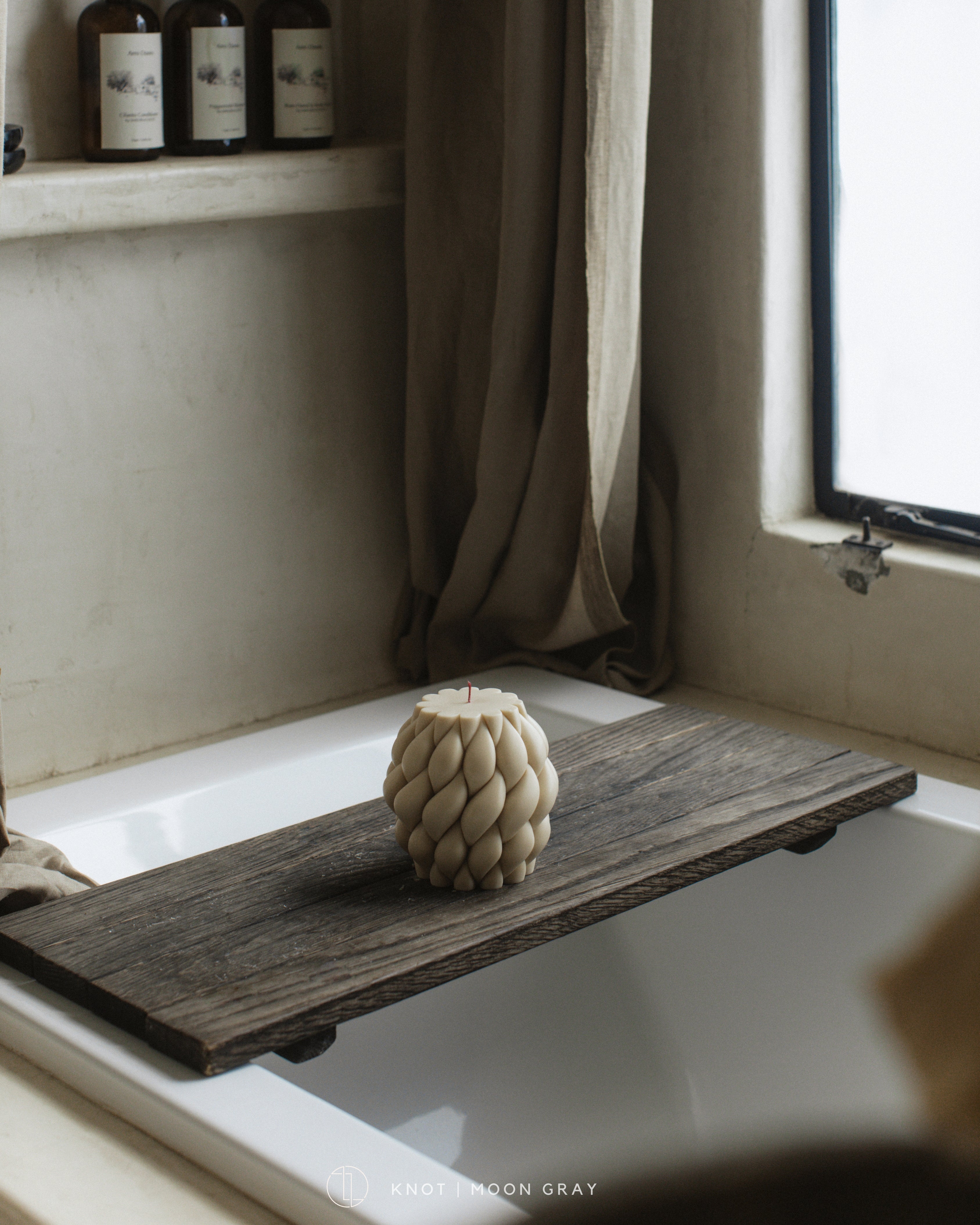 Knot Ball Candle