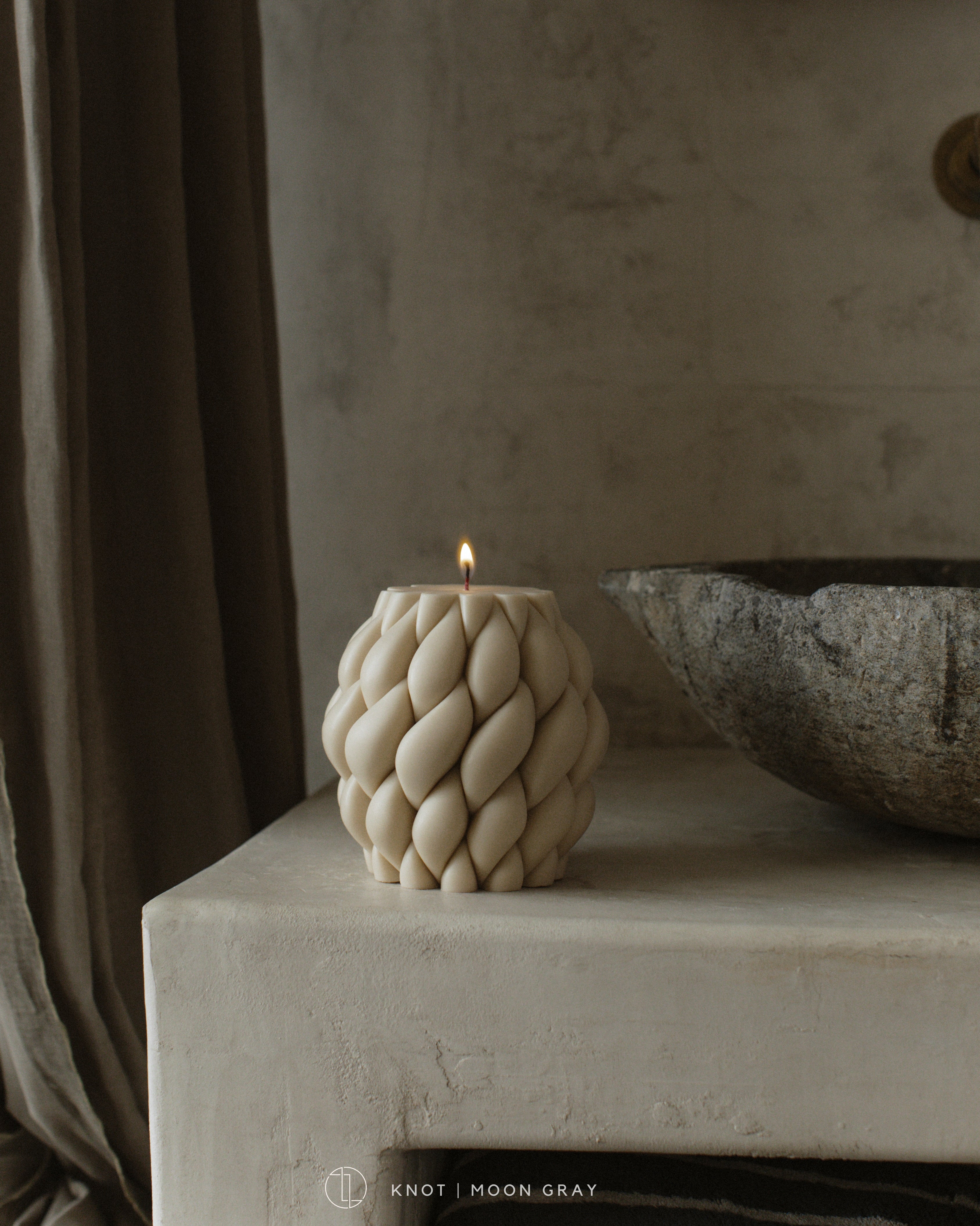 Knot Ball Candle