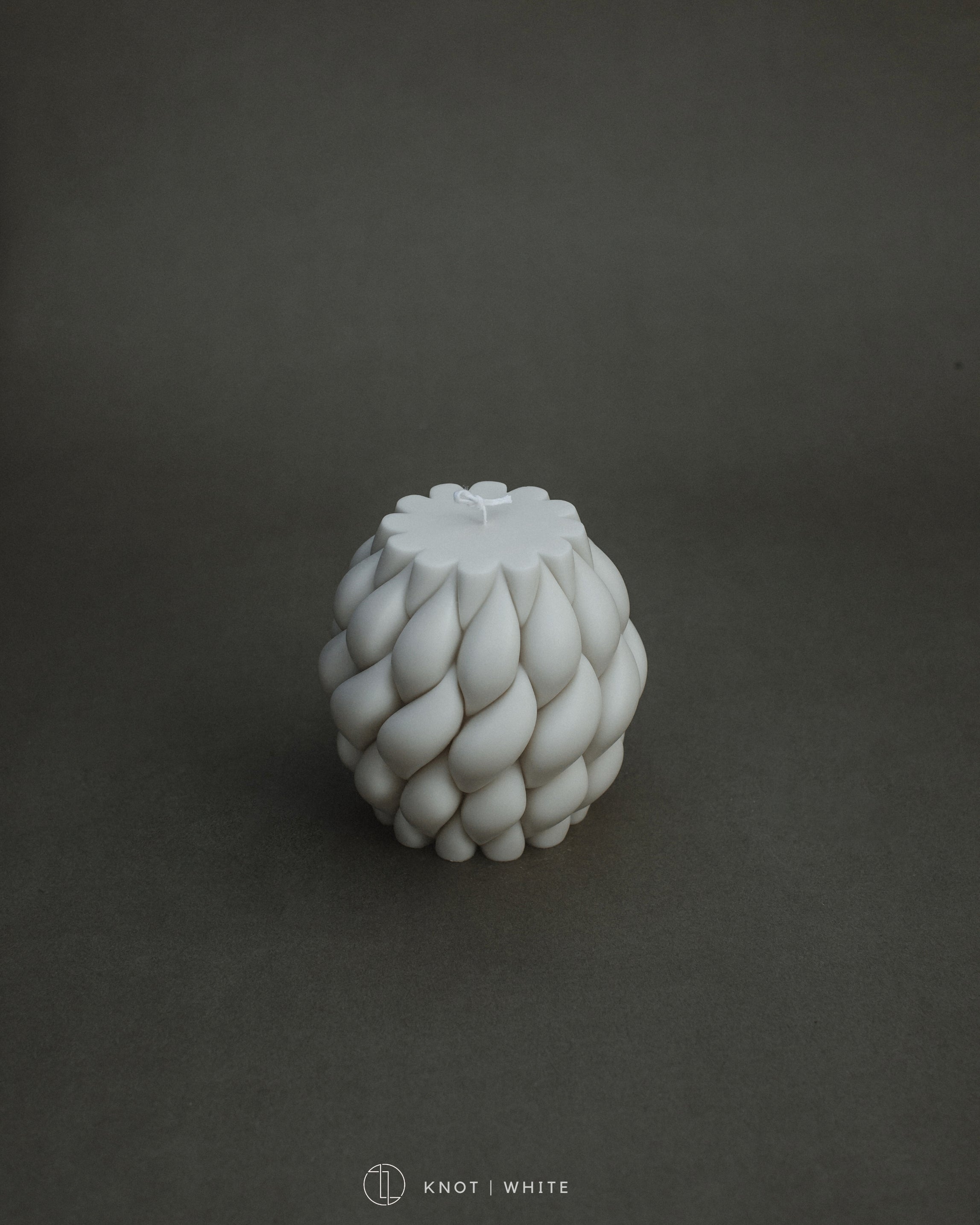 Knot Ball Candle