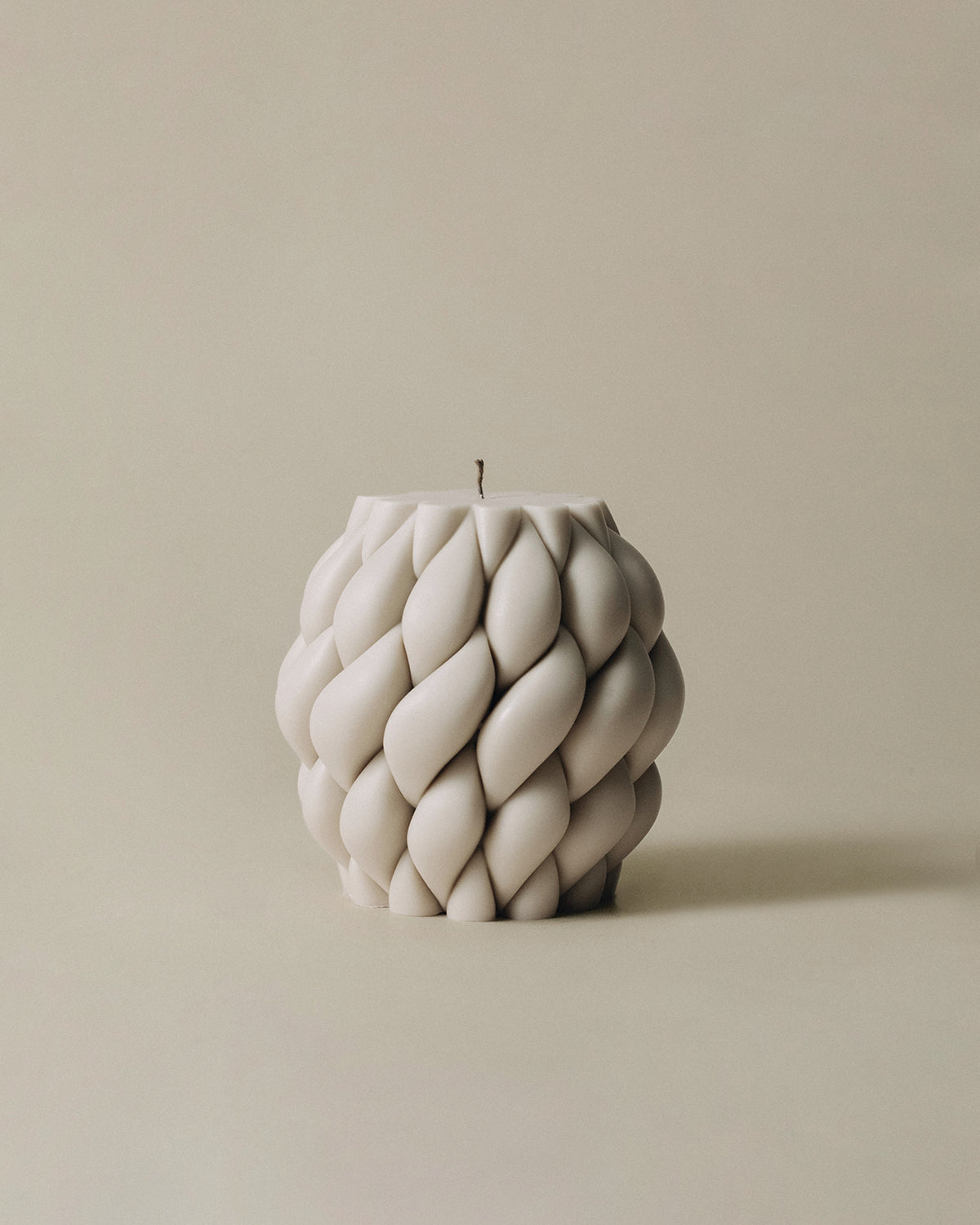 Knot Ball Candle