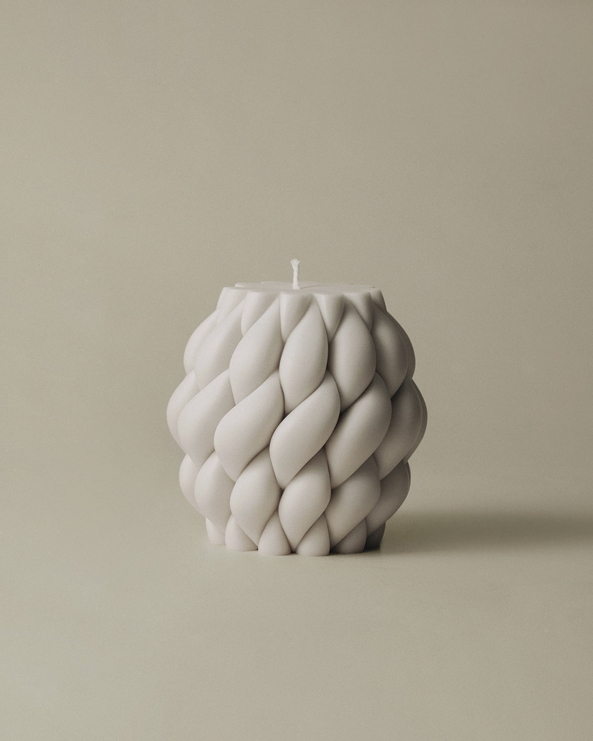 Knot Ball Candle