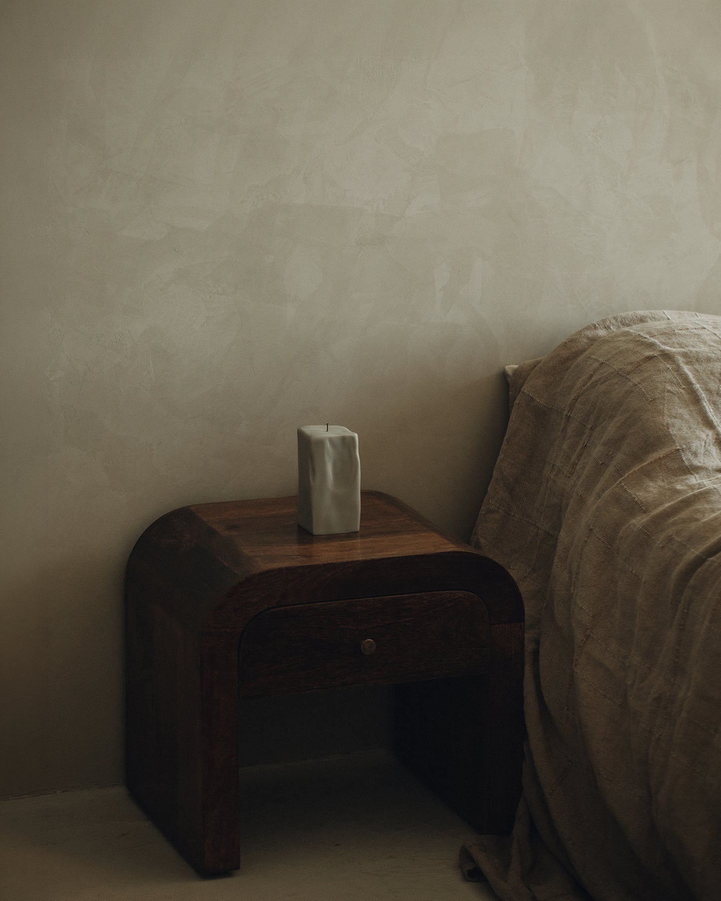 Raw Block Candle