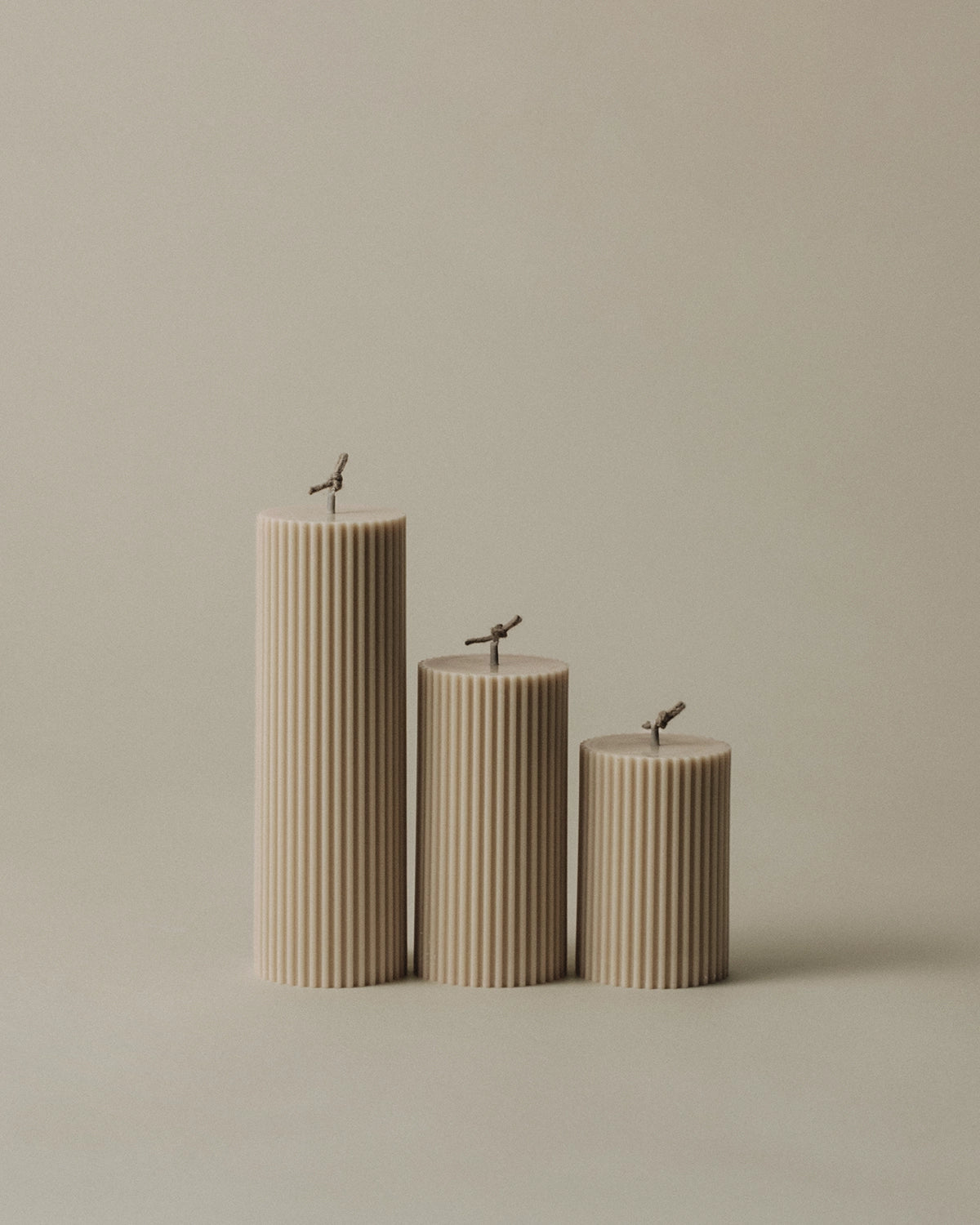 Roman Ribbed Candle