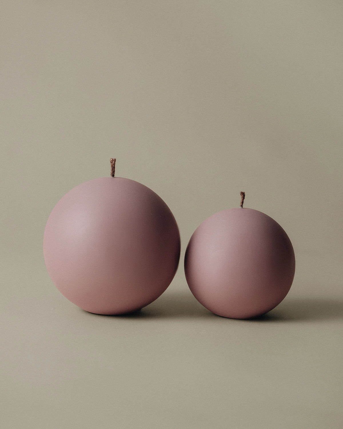 Sphere Candle