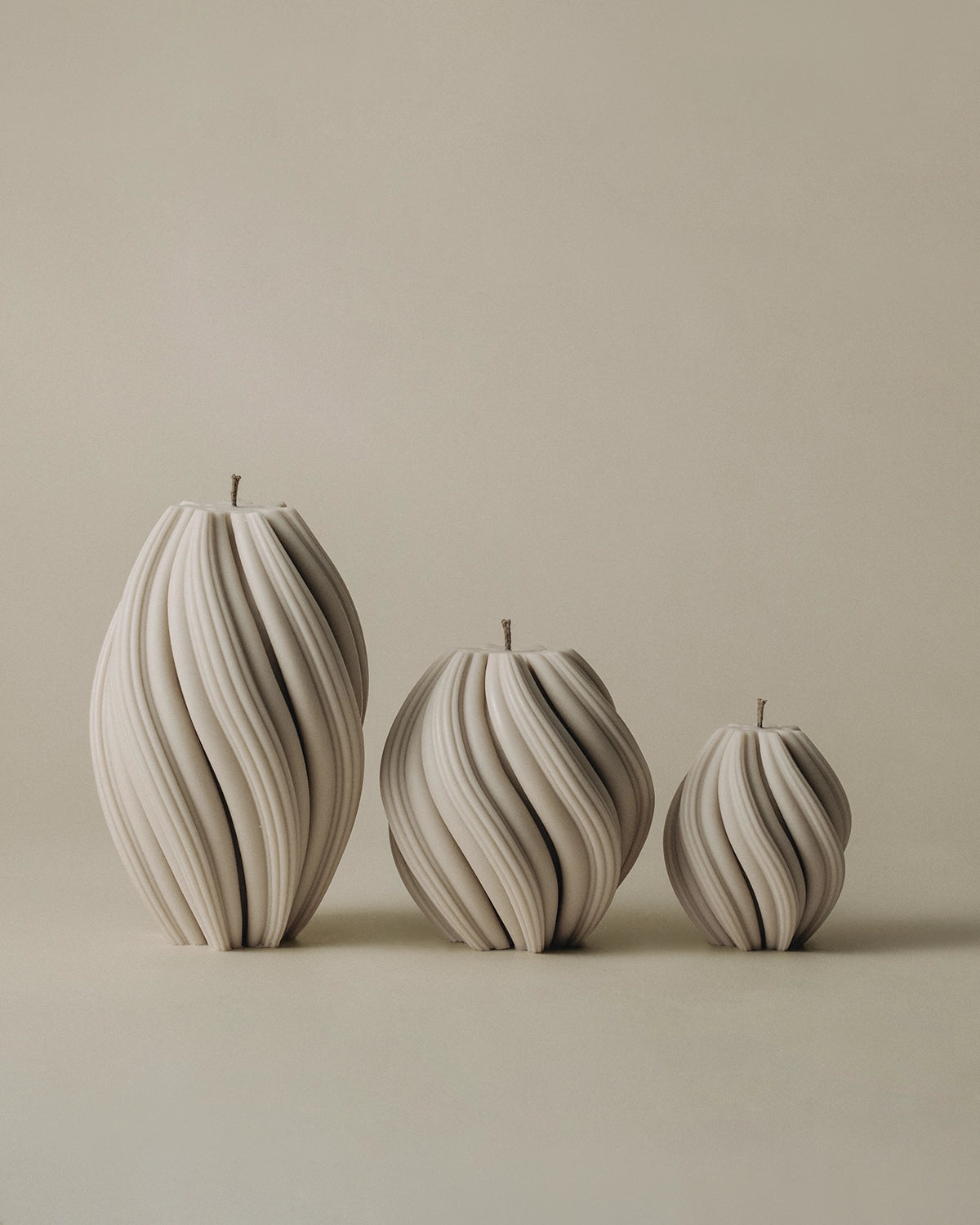 Swirl Candle - Set of 3 - Moon Gray